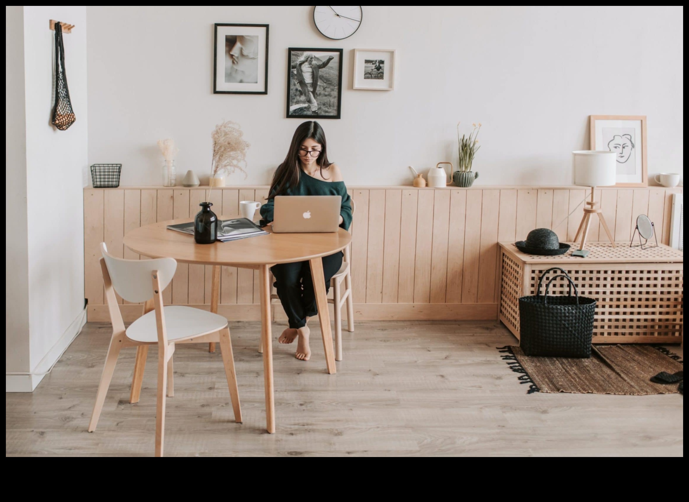 احتضن البساطة: ملابس وإكسسوارات يمكنك صنعها بنفسك بخطوط نظيفة