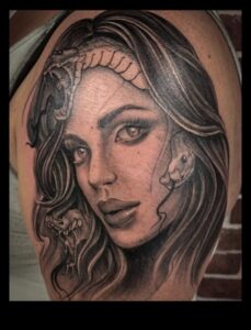 قماش الحياة: الوشم الواقعي الذي يتجاوز التوقعات