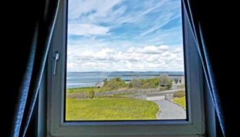 آفاق أبدية: مناظر طبيعية خالدة تم التقاطها في كل إطار